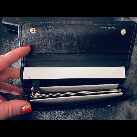 NEW Prada Nappa Gaufre Black Leather Wallet Button - Picture 11 of 15